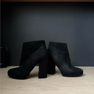 Elegant Black Women's Ankle Boots
